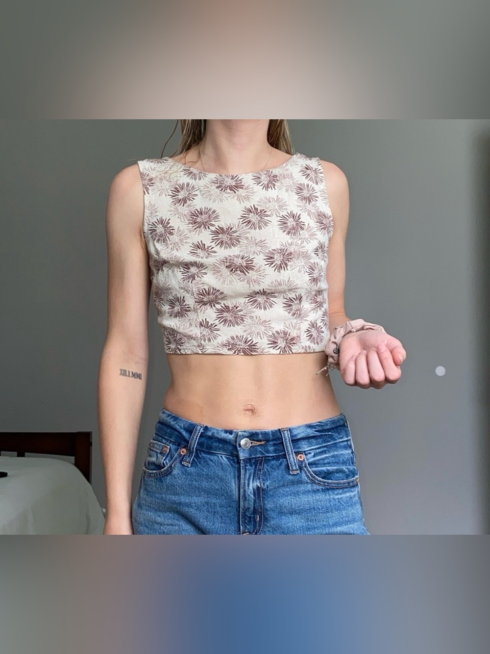 SHEIN Cream Floral Crop Tank Top - Brown Flower Print